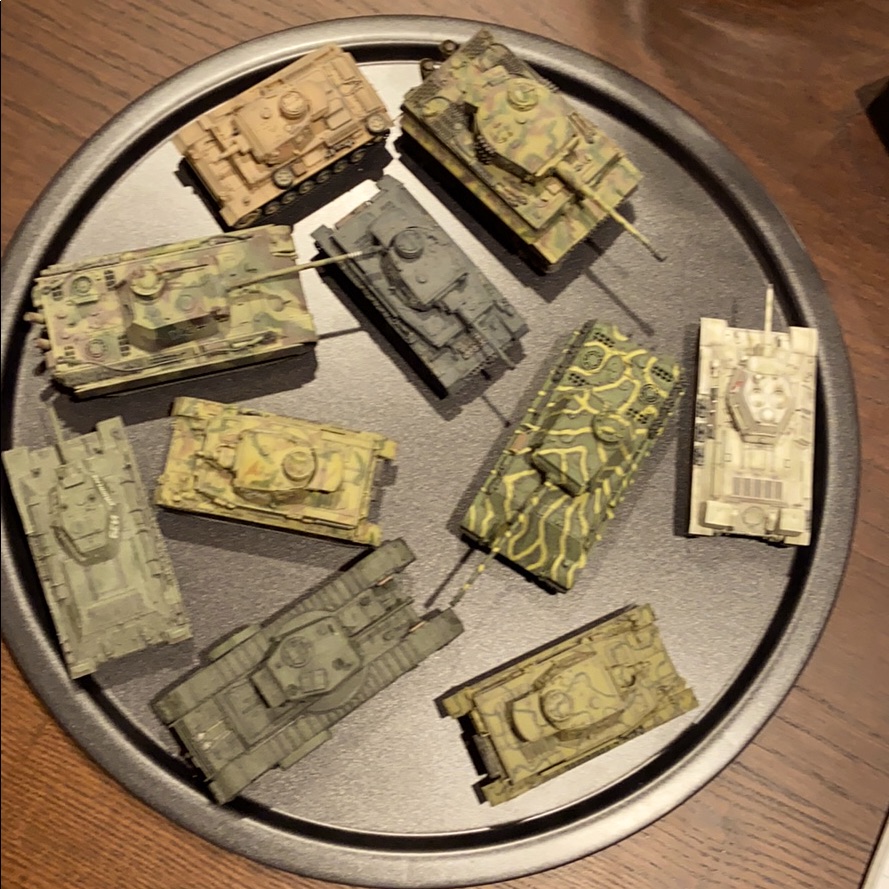 Mini Tanks